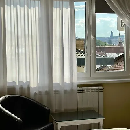 Daire B For Rent Saraybosna
