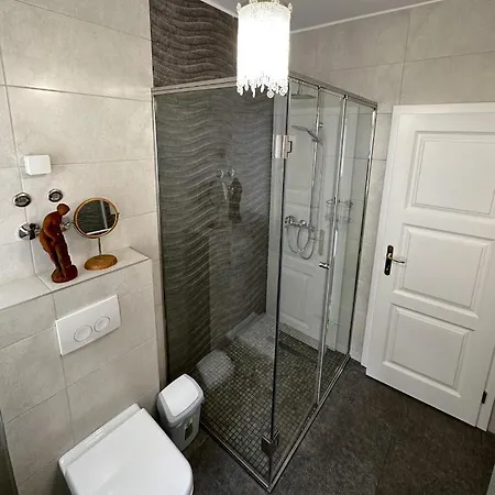 Appartamento B For Rent